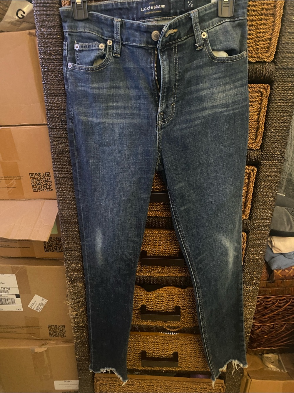 Lucky Brand Dark Indigo Skinny Jeans with Faded Knee Highlights